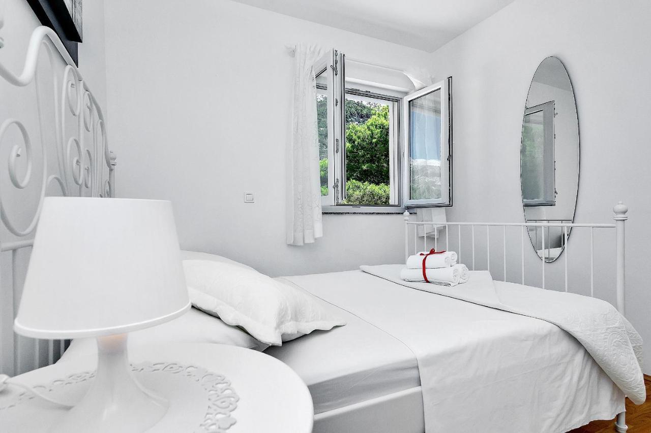 Apartment Ivana Makarska Bagian luar foto