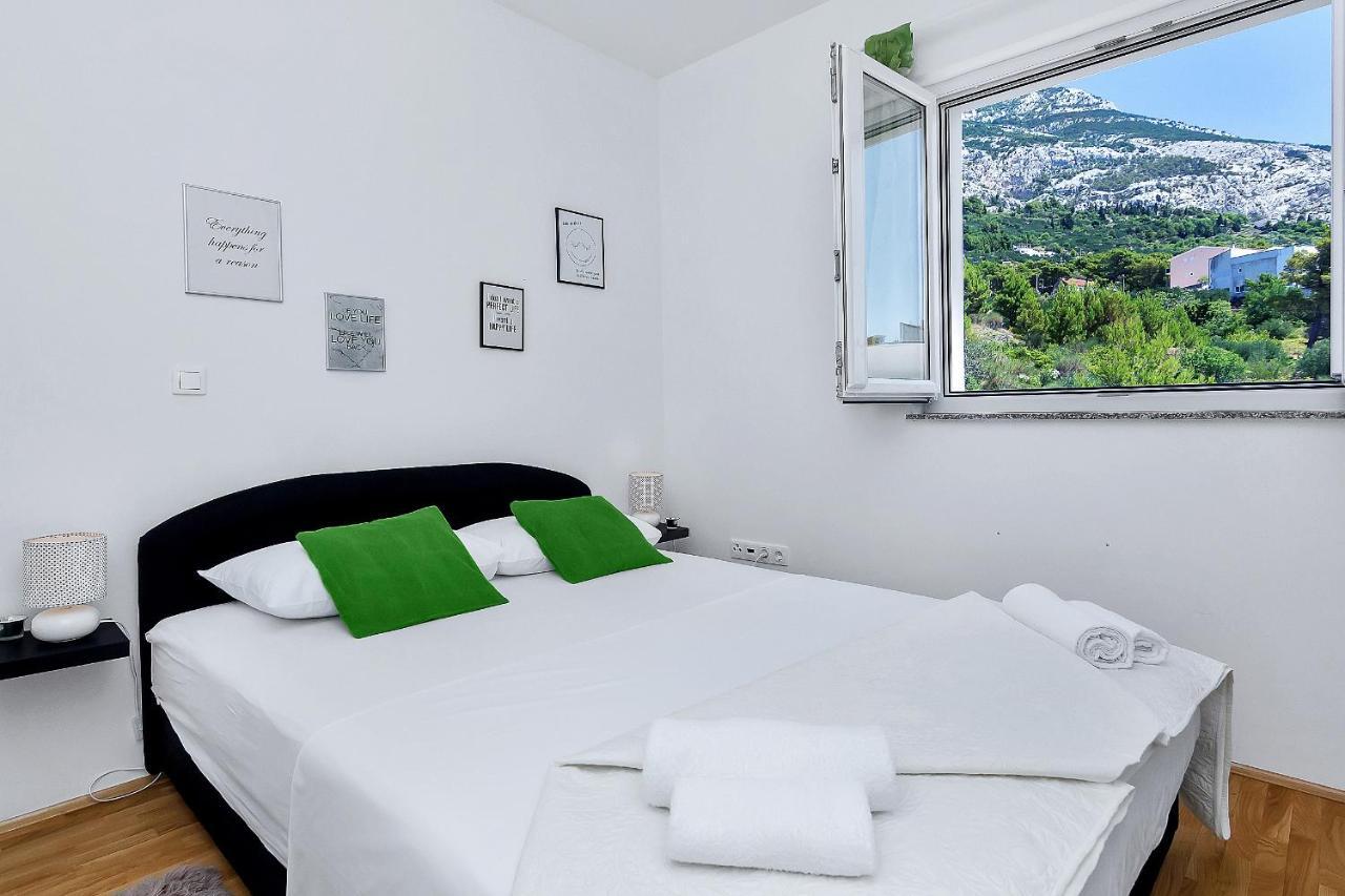 Apartment Ivana Makarska Bagian luar foto